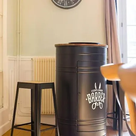 Le Devosge Apartment